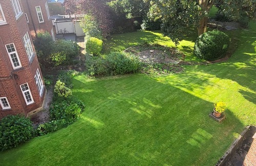 Frognal and Fitzjohns Apartamento | Charming Double Bedroom Retreat in the Heart of London – Perfect for Couples