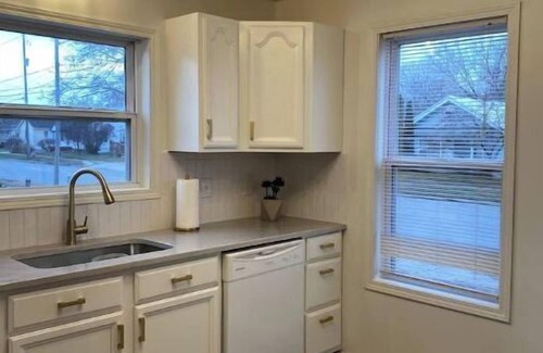 Midland Casa | Charming Downtown Two Bedroom