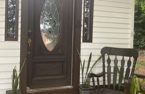 Rutherfordton Casa | CHARMING DOWNTOWN HISTORIC HOME IN THE HEART Of IT ALL!!