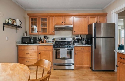 Parkside Apartamento | Charming Downtown West End 2BR