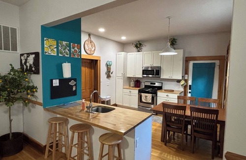 Chatham-Arch Casa | Charming Duplex by Bottleworks Mass Ave in Historic neighborhood