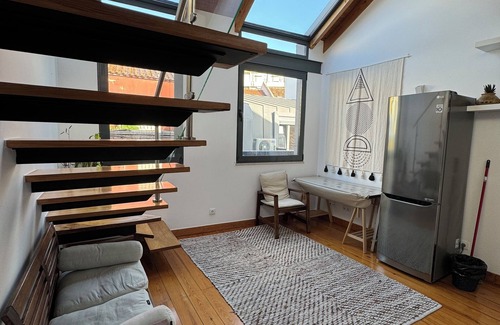 Cacilhas Apartamento | Charming Duplex on Lisbon's River Tejo