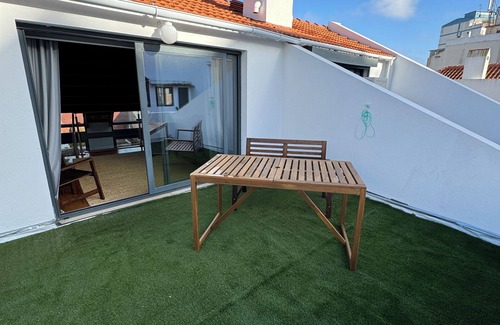 Cacilhas Apartamento | Charming Duplex on Lisbon's River Tejo