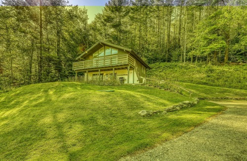 Winhall Casa | Encantador dúplex con impresionantes vistas al bosque y la naturaleza.