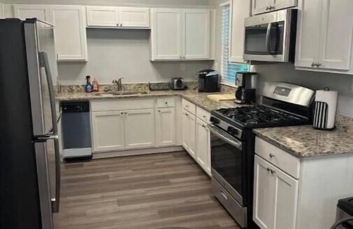 Church Street Casa | Charming East ATL Retreat Near Downtown & Airport