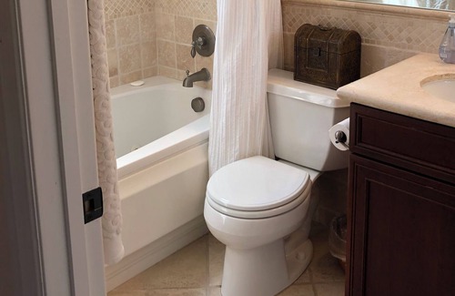 Goleta Casa | Charming, elegantly remodeled Townhome - 2bd/2.5bth - 2 Masters Suites