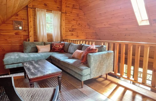 Mount Marion Cabina | Charming Element Cabin. Pet-Friendly!
