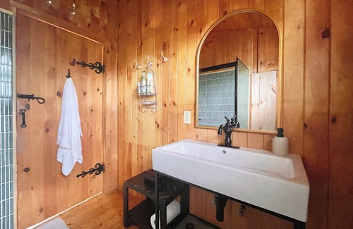 Mount Marion Cabina | Charming Element Cabin. Pet-Friendly!