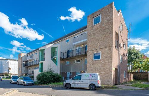 Southbury Apartamento | Charming Enfield Stay Relaxing Private Room in Great Location