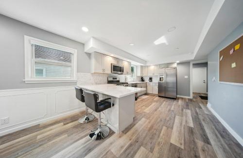 Erie Casa | Charming Erie Home about 2 Mi to Downtown Delights!