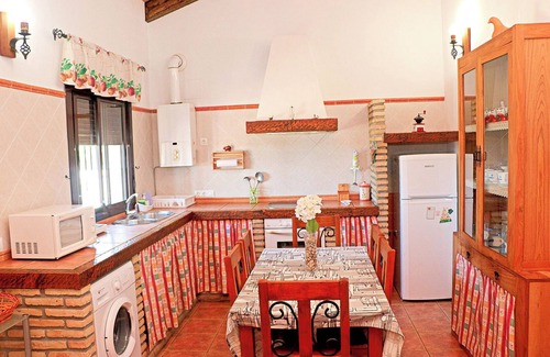 Barrio Nuevo Casa | Bonito chalet con piscina privada