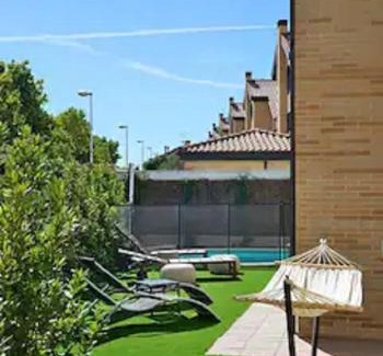 Villanueva de la Cañada Casa | Charming Home with Pool and Garden, Just Outside Madrid