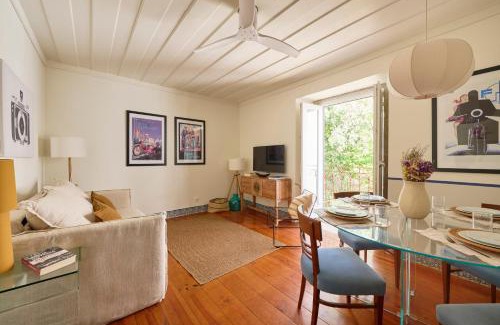 Santa Maria Maior Apartamento | Charming Escape at São Jorge Castle