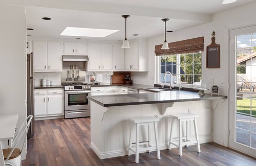 Vista Casa | Charming Estate near BEACHES, ZOO, LEGOLAND, WEDDING VENUES, WINERIES…