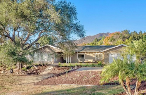 Vista Casa | Charming Estate near BEACHES, ZOO, LEGOLAND, WEDDING VENUES, WINERIES…