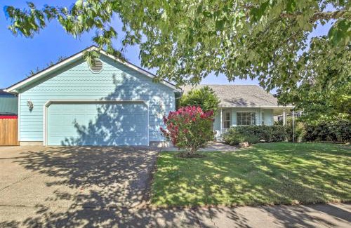 Central Oregon Casa | Charming Eugene Home with Fire Pit 8 Mi to UO!