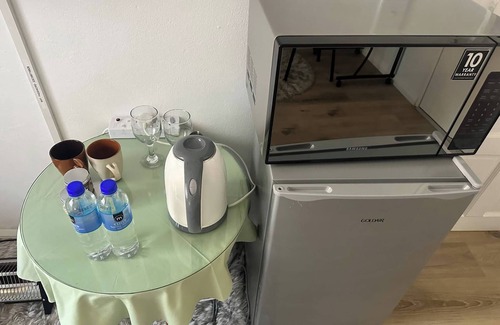 Greater Johannesburg Metropolitan Area Apartamento | Charming Executive Studio, Solar Power, Wifi