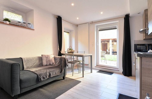 Bergholtz Cabaña | Acogedor F2 en viñedo alsaciano, planta baja, plancha y jardín, cerca de Colmar y Mulhouse.