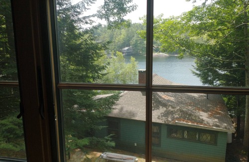 Camden Cabaña | Cottage familiar con encanto a pocos pies del lago Megunticook, acceso privado al lago