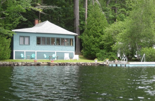 Camden Cabaña | Cottage familiar con encanto a pocos pies del lago Megunticook, acceso privado al lago