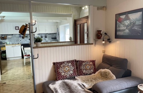 Plonevez-Porzay Otro | Charming family home for 8P in quiet country setting, near beach