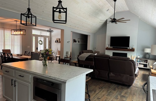 Saugerties Casa | Charming family friendly house in Saugerties. Central to local attractions.