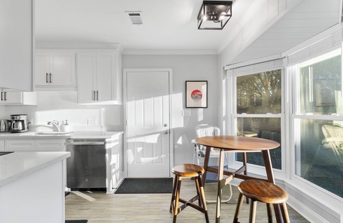 Northeast Pensacola Casa | Charming Family Friendly 3-bedroom House in Fabulous Pensacola