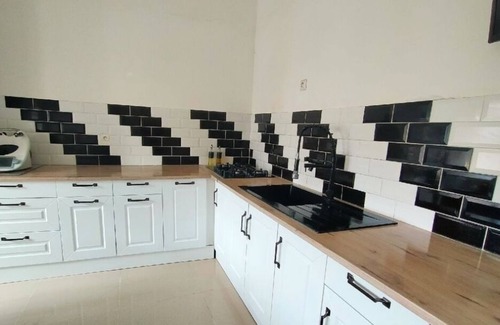 Chateauroux Casa | Vrbo Property