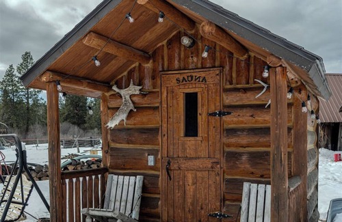 Ovando Apartamento | Charming farm stay in a tiny home on Monture Creek
