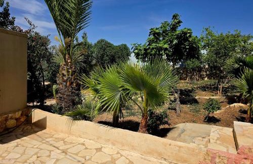Ajloun Governorate Apartamento | Charming Farmhouse for Lease