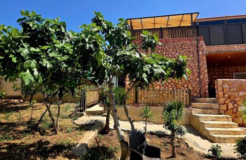 Ajloun Governorate Apartamento | Charming Farmhouse for Lease