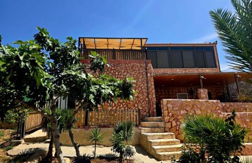 Ajloun Governorate Apartamento | Charming Farmhouse for Lease