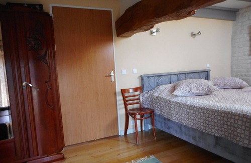 Jaulnay Casa | encantadora casa de campo de 1600 renovada en el viejo estilo
