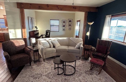 Eddy County Otro | Charming Farmhouse-2 bedroom in a quiet country setting only minutes from town.