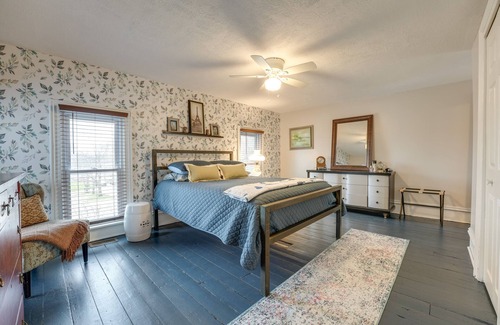 Fennville Casa | Charming Fennville Home w/ Fire Pit & Deck!