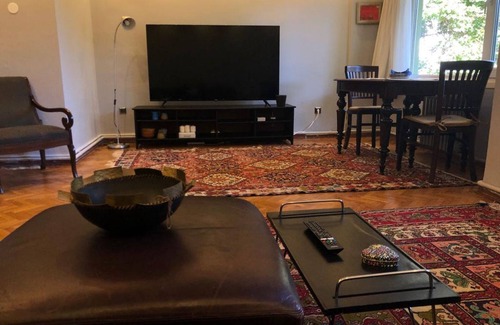 Arnavutkoy Apartamento | Charming Flat with Balcony in Bebek