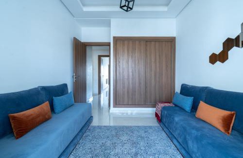 Cherrat Apartamento | Charming Flat with Pool view Fast Wi-Fi