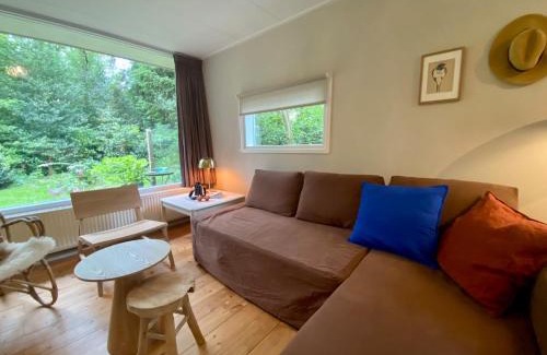 Wateren Casa | Charming forest house with fairytale forest garden