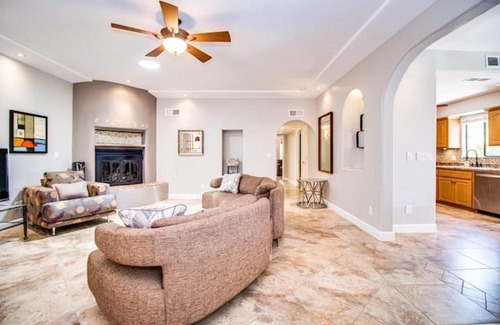 Fountain Hills Casa | Charming Fountain Hills 3 bedroom Home