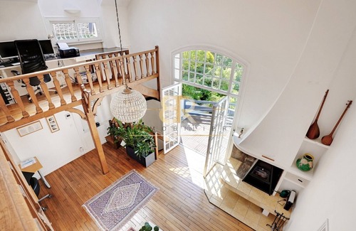 Chennevieres-sur-Marne Casa | Charming house on the banks of the Marne