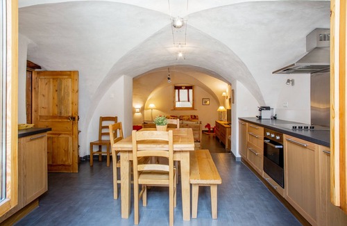 Monetier-les-Bains Apartamento | Charming Serre-chevalier/Monetier 4/6-person apartment with garden.