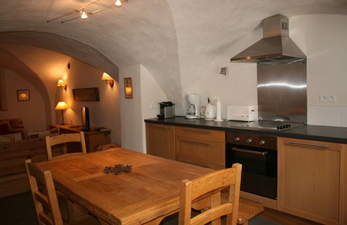 Monetier-les-Bains Apartamento | Charming Serre-chevalier/Monetier 4/6-person apartment with garden.