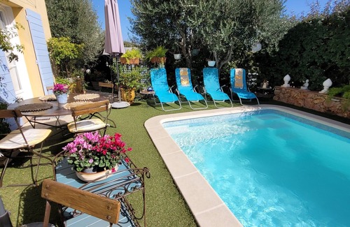 Roquebrune-sur-Argens Villa | villa con piscina climatizada y jardín