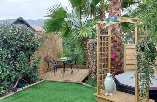 La Bouverie Casa | Charming atypical house, 4 people, with garden