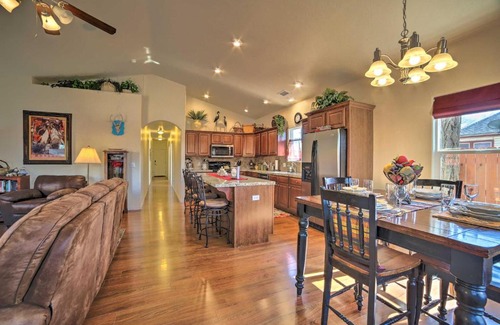 Fruita Casa | Charming Fruita Home - Walk to Downtown!