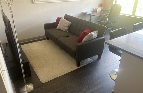 Chillum Apartamento | Charming Full Apartment in Hyattsville