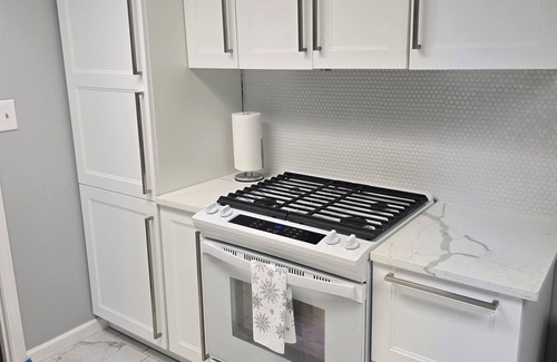 Stone Mountain Apartamento | Charming full featured 2-bedroom apartment with WiFi in Stone Mountain!!