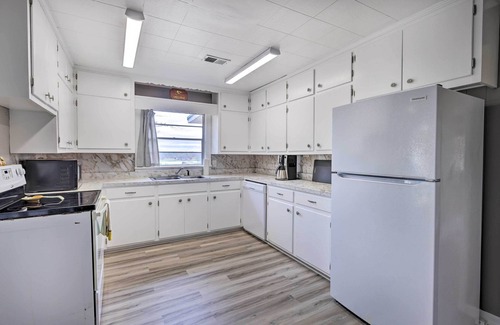 Gadsden Casa | Charming Gadsden Home w/ Golf Course Views!