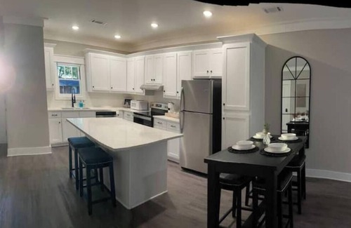 Gainesville Casa | Charming Gainesville Townhome 3