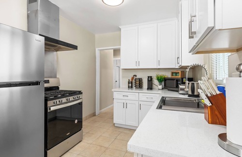 Rancho Cucamonga Casa | Charming Garden 2 bedrooms House with Modern Comforts